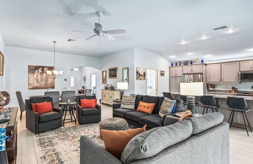 Wildwood House | GAS GOLF CART WALK TO THE POOL BEAUTIFUL HOME IN FENNEY THE VILLAGES FL