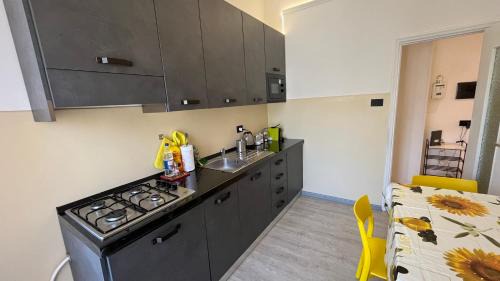 Quarto dei Mille Apartment | Gaslini 8