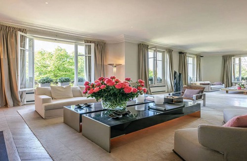 Quartier du Gros-Caillou Apartment | GASP AT THE GLORIOUS VIEW OF EIFFEL-WITH CHEF SERVICE-280M2 LARGER THAN LUXURY!