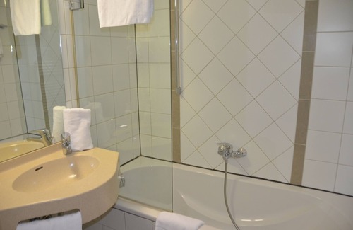 Oberhausen-Nord Hotel | Gasthaus Gästekiste