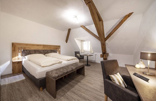 Burgbernheim House | Gasthof Zum goldenen Hirschen