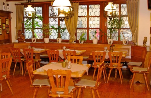 Ochsenfurt Hotel | Gasthof zum Kauzen