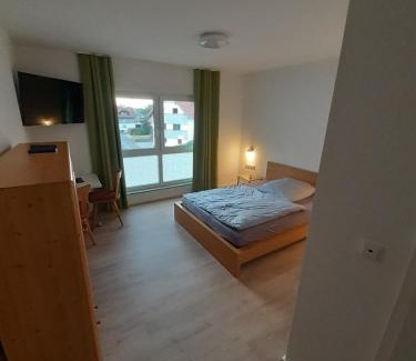 Niederkalbach Apartment | Gastwirtschaft & Metzgerei zur Linde