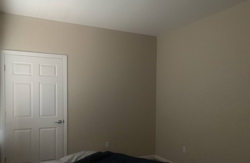 Roseville Condo | Gated community Condo 5 Minute walk 2 Galleria Mall