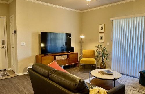 Camelback East House | Gated Condo Heated Pool Spa Gym Near Zoo