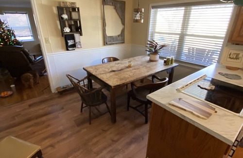 Dahlonega House | Gated Cozy Ranch with Garagen7 minutes from downtown Dahlonega. Dog Friendly!