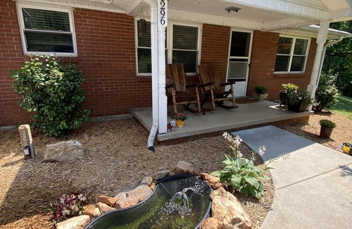 Dahlonega House | Gated Cozy Ranch with Garagen7 minutes from downtown Dahlonega. Dog Friendly!