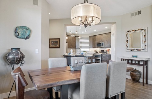 Kierland Condo | Gated Ground Floor w/Heated Pool/Spa/Fitness Room, Garage, Kierland's, Dining/Shopping + Free Golf!