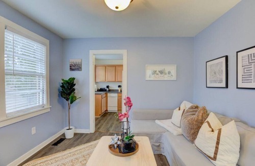 Midtown Apartment | Gated Midtown Cottage with Perfect Location!