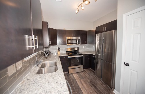 Southwestern House | Gated Modern Home 15min away Atlanta with 7 beds A