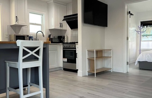 Baldwin Park House | Gated & Morden 1bed1bath house in Baldwin Park with WiFi and AC