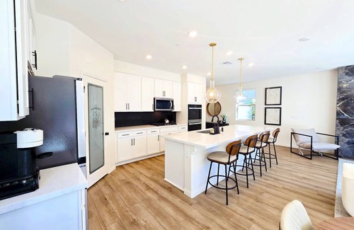 Las Vegas House | Gated,new 5bed home in Vegas Summerlin (Red Rock Casino area),w/Hot Tub,BBQ,etc
