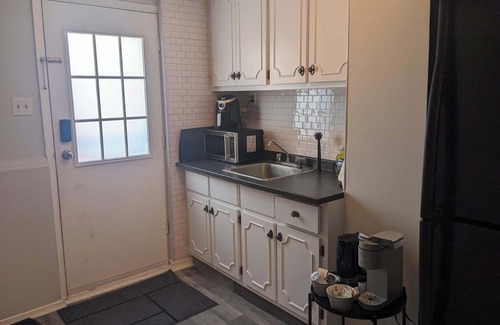 Southwest Calgary Apartment | Gateway Getaway - 10 min from downtown, westside for getting to the mountains!