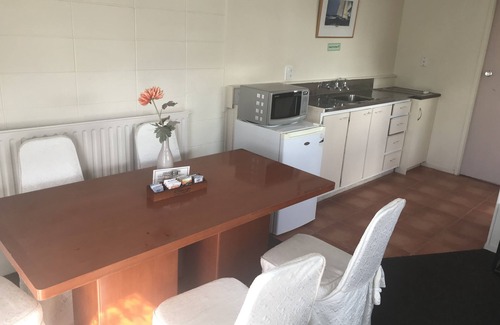 Fenton Street Hotel | Gateway International Motel
