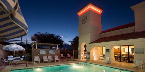Sierra Vista Hotel | Gateway Studio Suites