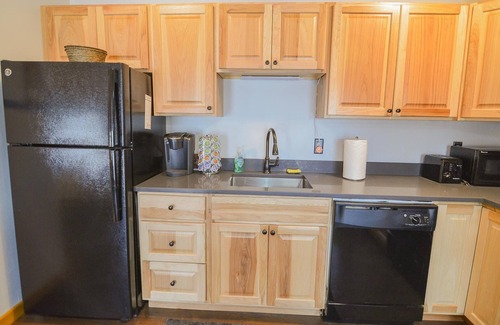 Ludlow Condo | Gateway to Adventure