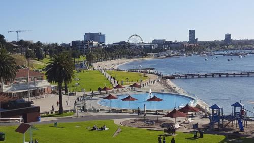 Belmont House | Gateway to the Surf Coast and Geelong
