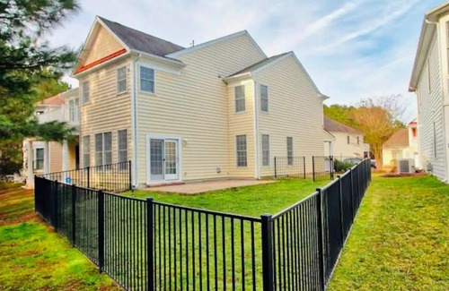 Bayside House | Gather family/friends here! Poker table, foosball, Aracde machine and much more!