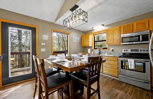 Hemlock Hills Cabin | Gatlinburg cabin, Arcade games, hot tub, no scary roads, PERFECT location