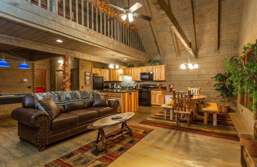 Chalet Village Cabin | Gatlinburg Cabin By The Trees