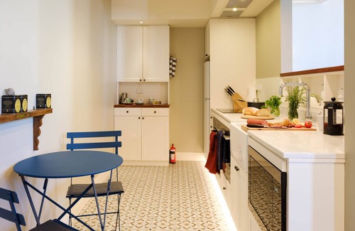 Dunedin City Centre Apartment | Gaynor Clayton Apartment