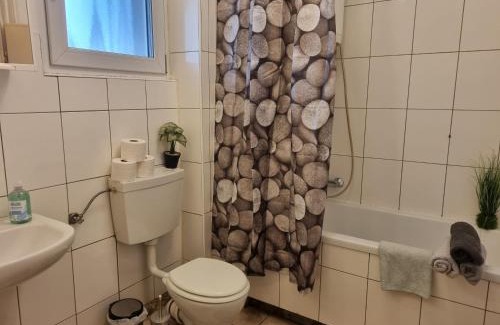 Offenbach am Main Apartment | Gemütliche 3 Zimmer Wohnung im Herzen Offenbachs mit schönem Balkon