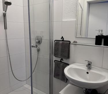 Bamberg Apartment | Gemütliche Altbauwohnung direkt am Bahnhof - Ruhig, Zentral mit Küche