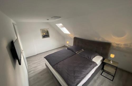 Ziegelhof Apartment | Gemütliche Ferien- und Monteurwohnung in Stadtnähe