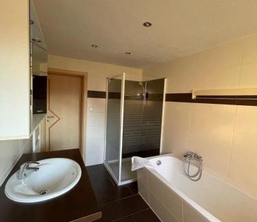 Stollberg/Erzgeb. Apartment | Gemütliche Ferienwohnung In Stollberg Im Erzgebirge Mit Kleiner Terrasse