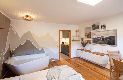 Aschau im Chiemgau Apartment | gemütliche FeWo mit großer Relax-Badewanne Ap 303