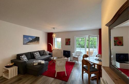 Wischuer Apartment | Gemütliche FeWo mit Balkon nahe der Ostsee - 2 Schlafzimmer