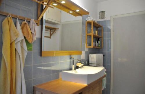 Mainz-Bingen Apartment | Gemütliche Fewo mit Rheinblick