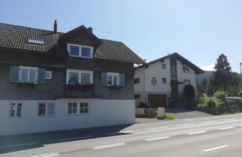 Alberschwende Apartment | Gemütliche Wohnung in Einfamilienhaus