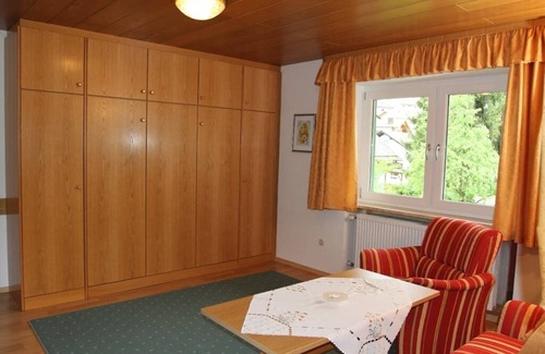 Lam Apartment | Gemütliches 1-Zimmer-Appartement mit Blick in den Garten