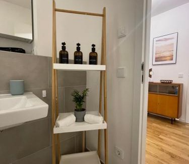 Schoenefeld Apartment | Gemütliches Apartment am BER Flughafen