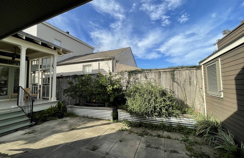Uptown Historic District Condo | Gem condo near Magazine St. Best location to have fun in Nola w/quiet space.