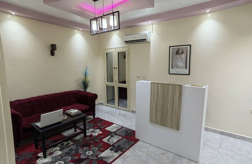 Kafrat al Jabal Apartment | Gem Overlooking Guest House