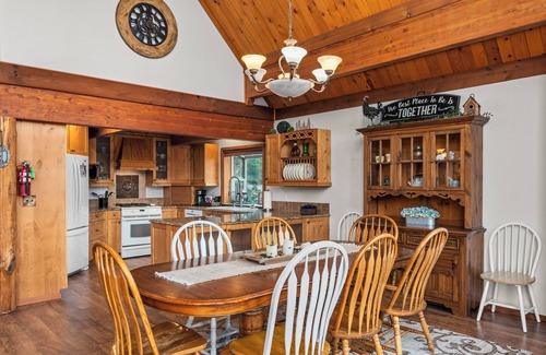 Peshastin House | Generous accommodation on the Wenatchee River