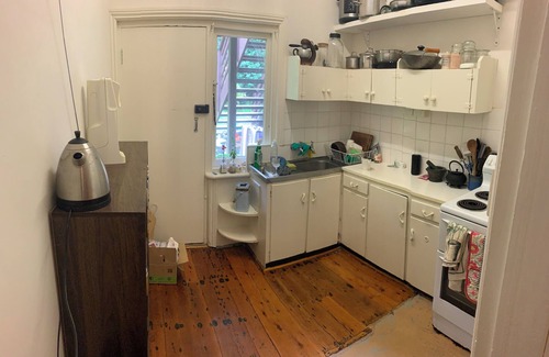 Bondi Apartment | Generous one-bedroom apartment 10 mins walk to the famous Bondi Beach!