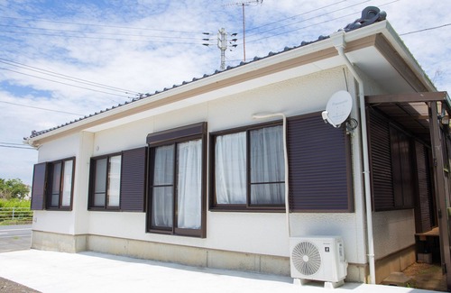 Katakai House | Genki na yado Katakai 3 min. walk to the beach! Japanese-style room with 8 tatami mats and Western-style room with 6 tatami mats, spacious living room, 2LDK, 2 parking spaces.