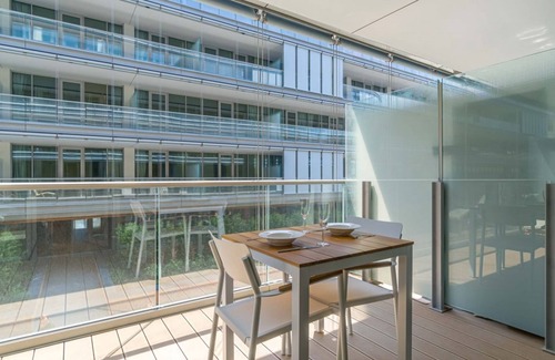 Genoa Apartment | Genoa Waterfront Modern Suite x2