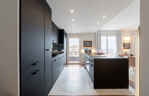 Riou - Petit Juas - Av de Grasse Apartment | Geoffrey By Terry's Homes