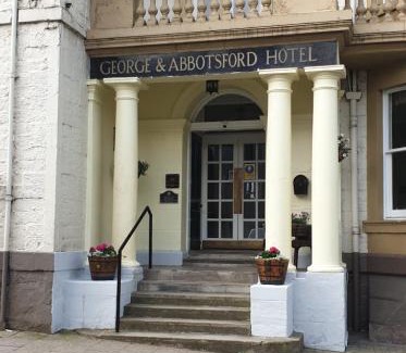Melrose Hotel | George and Abbotsford
