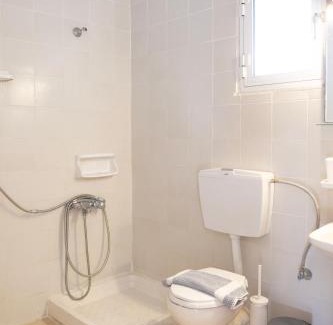 Aristotelis Hotel | GEORGE AND MARIOS STUDIOS Inn