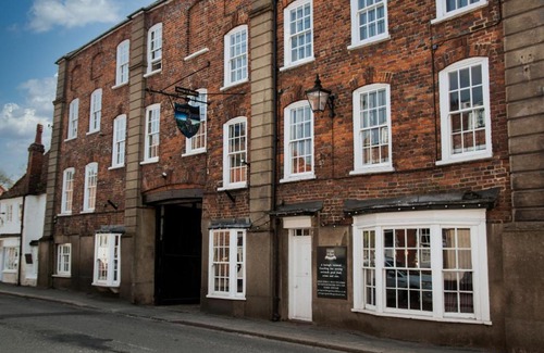 West Wycombe Hotel | George & Dragon Hotel