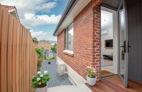 Dunedin City Centre Apartment | George Little Stylish, Peaceful & Convenient