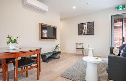 Dunedin City Centre Apartment | George Little Stylish, Peaceful & Convenient