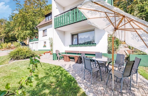 Titmaringhausen Apartment | Geräumiges Apartment am Waldrand im Sauerland