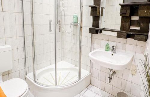 Andreasvorstadt Apartment | Geräumig, Ruhig, Küche & kostenlos parken