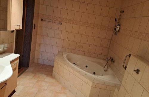 Peitz Apartment | Geräumige 5 Zimmerwohnung